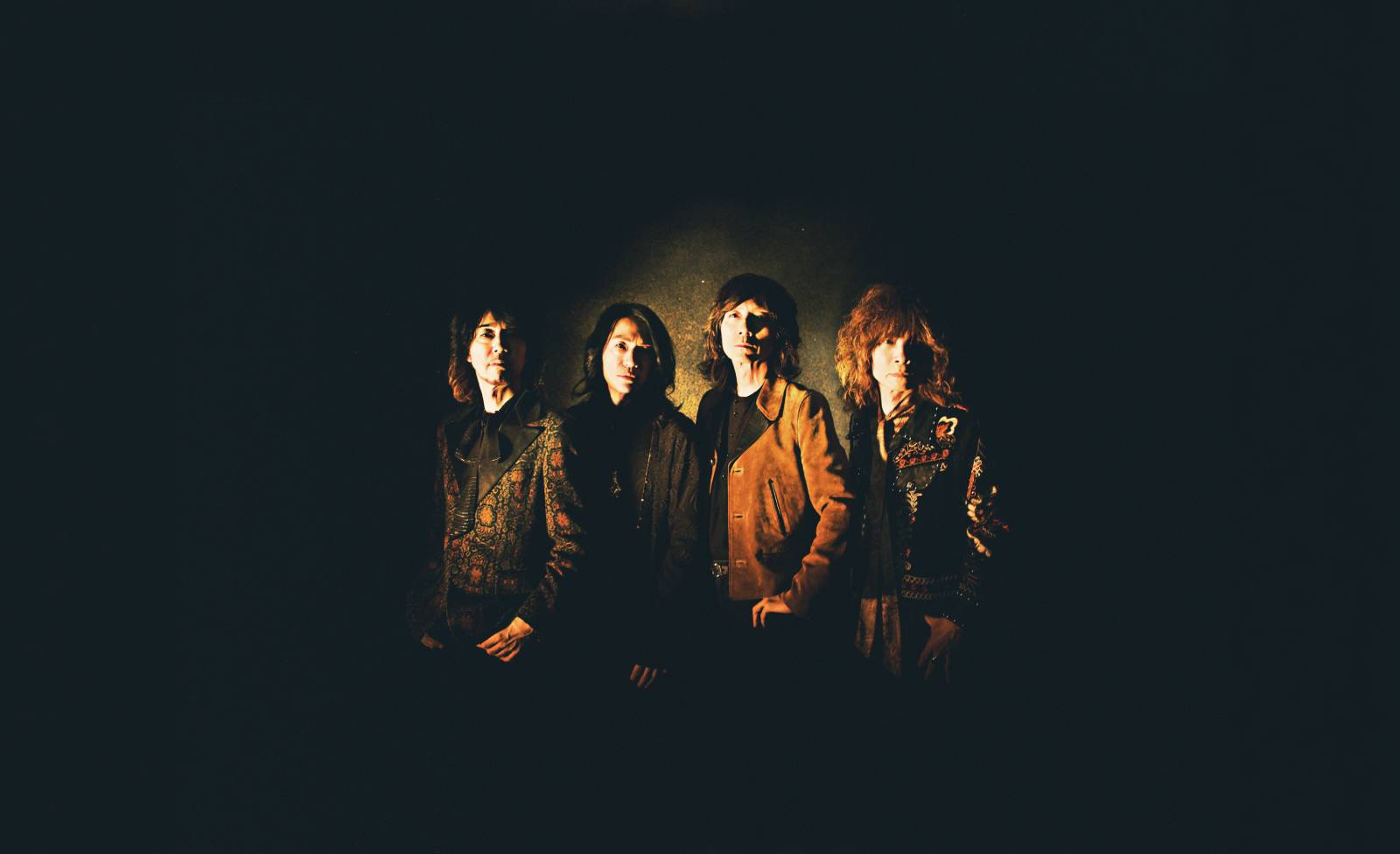 THE YELLOW MONKEYがメンバー4人揃って全国各地のファンのもとへ