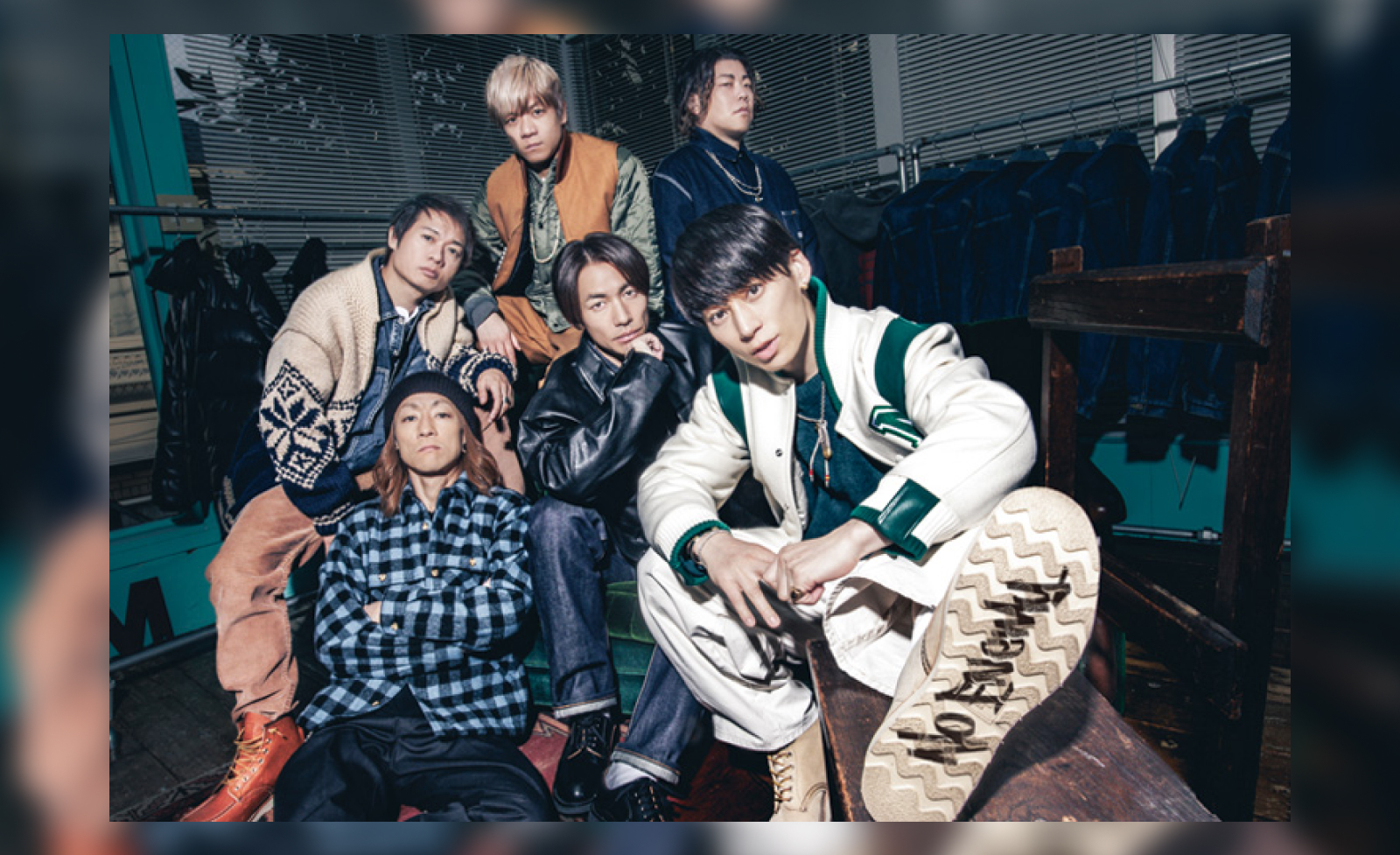 6人組ロックバンド「UVERworld」主催、Official髭男dismとの対バン公演